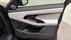 2023 (23) LAND ROVER RANGE ROVER EVOQUE 1.5 P300e R-Dynamic SE 5dr Auto 5986613