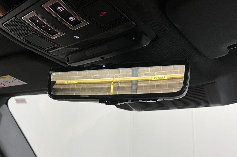 2024 (73) LAND ROVER DEFENDER 3.0 P400 X 90 3dr Auto 5981882