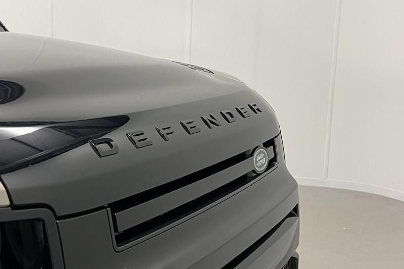 2024 (73) LAND ROVER DEFENDER 3.0 P400 X 90 3dr Auto 5981888
