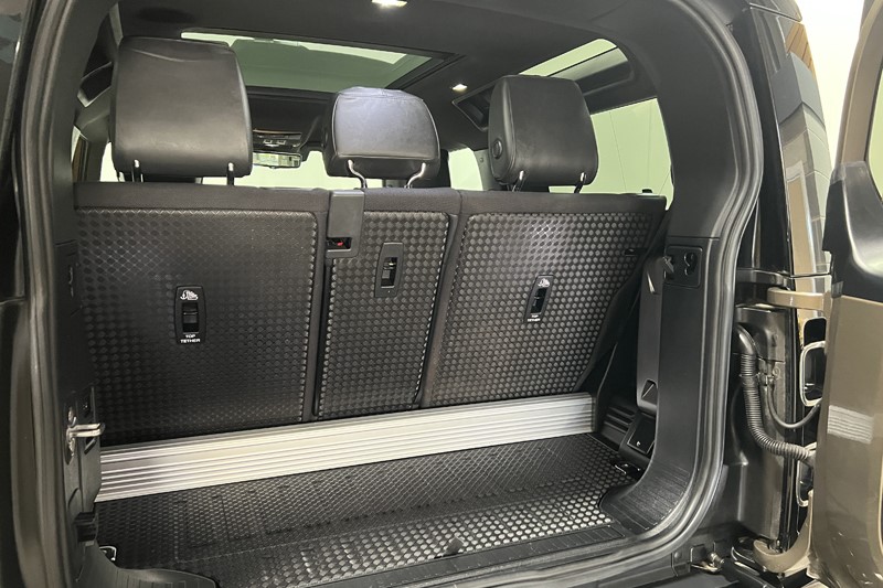 2024 (73) LAND ROVER DEFENDER 3.0 P400 X 90 3dr Auto 5981862