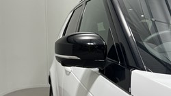 2025 (25) LAND ROVER DISCOVERY 3.0 D350 Dynamic SE 5dr Auto 5975049