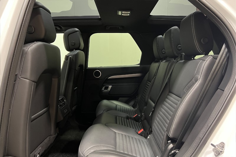 2025 (25) LAND ROVER DISCOVERY 3.0 D350 Dynamic SE 5dr Auto 5975008