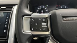 2025 (25) LAND ROVER DISCOVERY 3.0 D350 Dynamic SE 5dr Auto 5975037