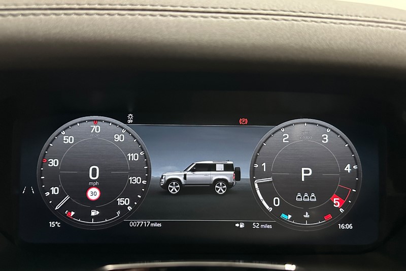 2026 (26) LAND ROVER DEFENDER 3.0 D250 X-Dynamic SE 90 3dr Auto 5979840