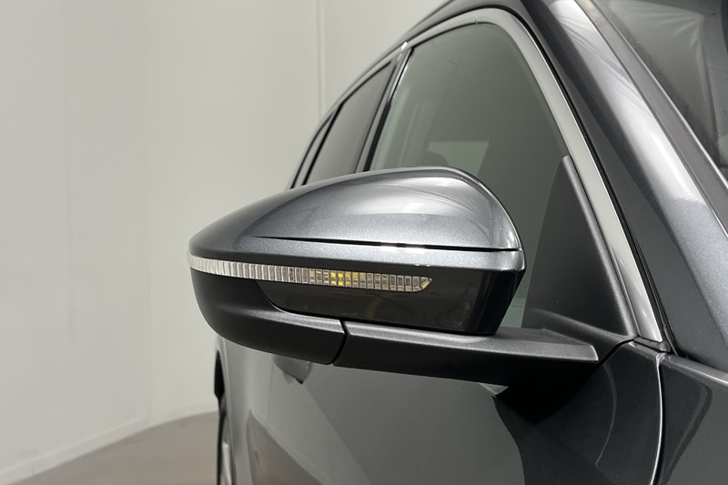 2025 (25) AUDI Q5 2.0 TDI Quattro S Line 5dr S Tronic 5982994