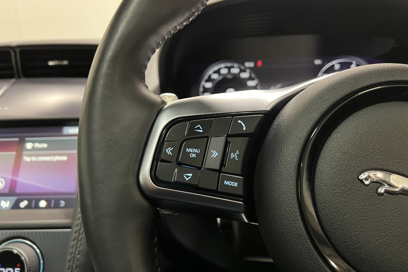 2024 (24) JAGUAR F-TYPE 2.0 P300 R-Dynamic 2dr Auto 5993085