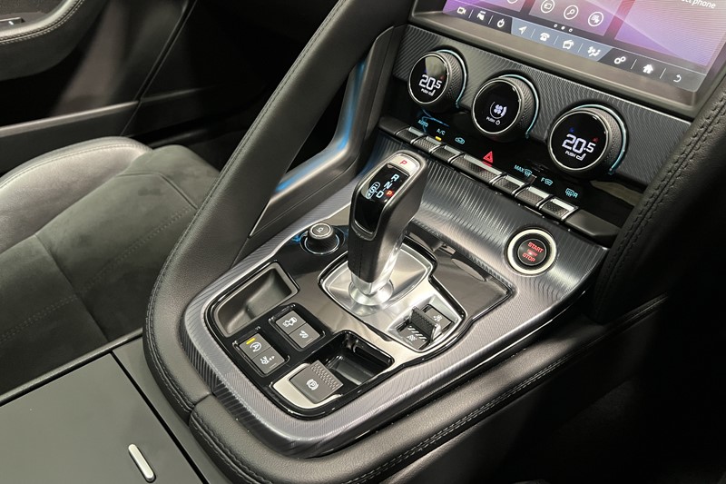 2024 (24) JAGUAR F-TYPE 2.0 P300 R-Dynamic 2dr Auto 5993103