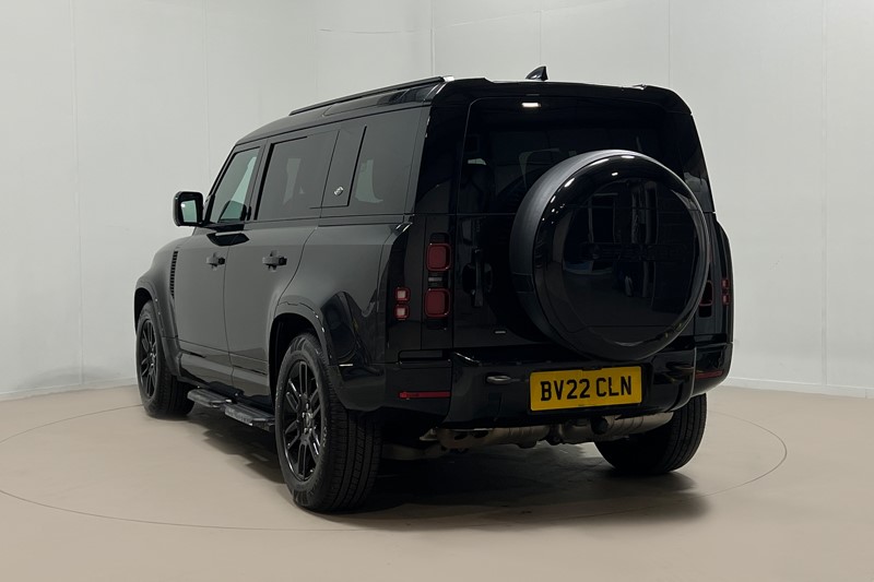 2022 (22) LAND ROVER DEFENDER 3.0 D300 X-Dynamic S 110 5dr Auto 5983414