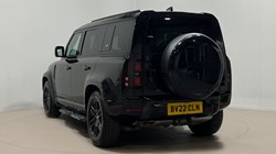 2022 (22) LAND ROVER DEFENDER 3.0 D300 X-Dynamic S 110 5dr Auto 5983414