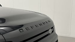 2022 (22) LAND ROVER DEFENDER 3.0 D300 X-Dynamic S 110 5dr Auto 5983436