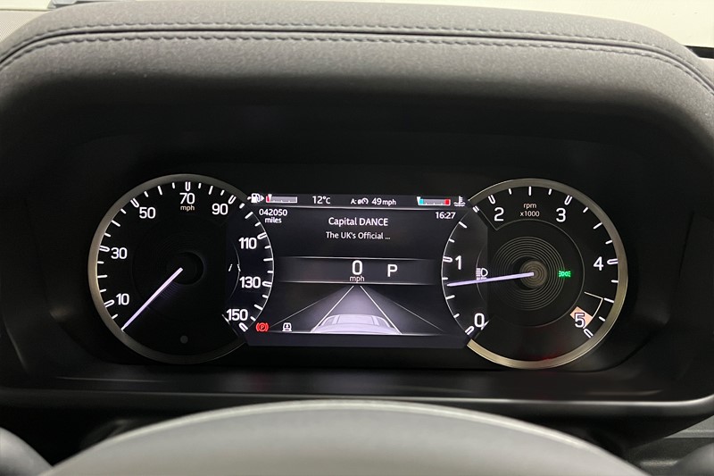 2022 (22) LAND ROVER DEFENDER 3.0 D300 X-Dynamic S 110 5dr Auto 5983458
