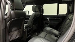 2022 (22) LAND ROVER DEFENDER 3.0 D300 X-Dynamic S 110 5dr Auto 5983433