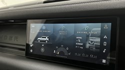2022 (22) LAND ROVER DEFENDER 3.0 D300 X-Dynamic S 110 5dr Auto 5983437
