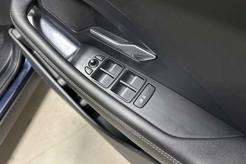 2023 (73) JAGUAR E-PACE 2.0 D200 R-Dynamic S 5dr Auto 5988007