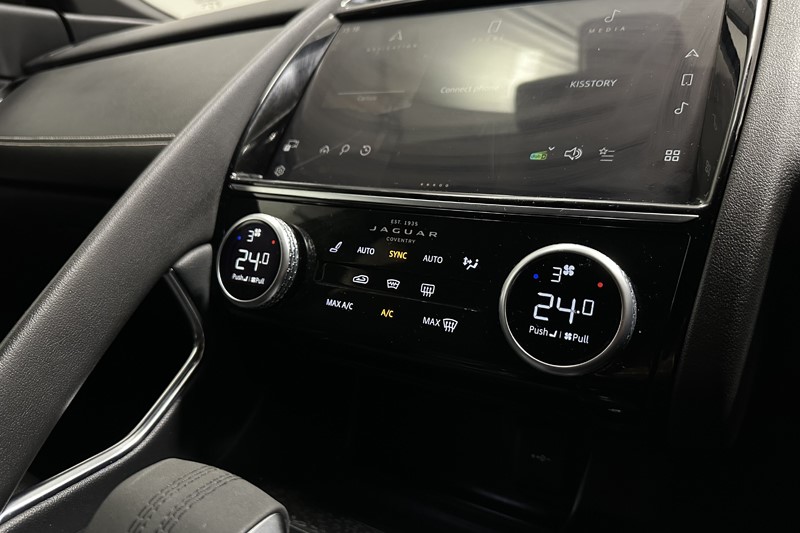 2023 (73) JAGUAR E-PACE 2.0 D200 R-Dynamic S 5dr Auto 5988018