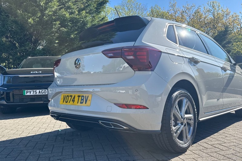 2024 (74) VOLKSWAGEN POLO 1.0 TSI 115 R-Line 5dr DSG 5352491