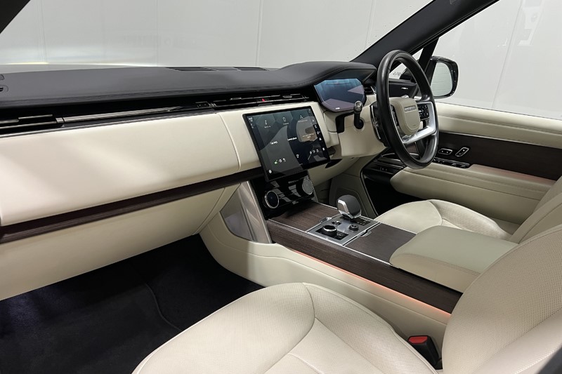 2022 (22) LAND ROVER RANGE ROVER 3.0 D350 SE 4dr Auto 5983122