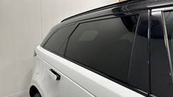 2025 (25) LAND ROVER RANGE ROVER VELAR 2.0 D200 MHEV Dynamic SE 5dr Auto 5979811