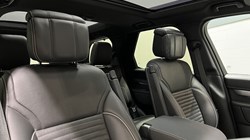 2024 (73) LAND ROVER DISCOVERY 3.0 D300 Dynamic HSE 5dr Auto 5991808