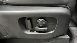 2024 (73) LAND ROVER DISCOVERY 3.0 D300 Dynamic HSE 5dr Auto 5991811
