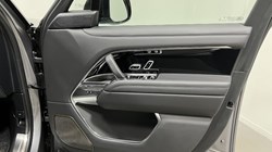 2026 (26) LAND ROVER RANGE ROVER 3.0 D350 Autobiography 4dr Auto 5982583