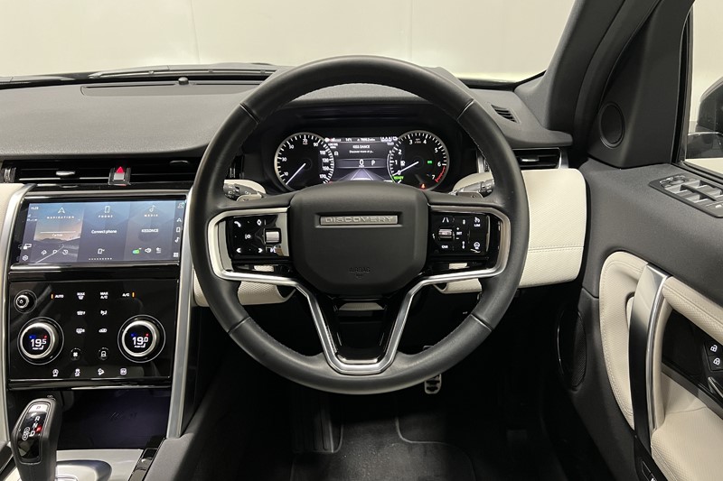 2022 (22) LAND ROVER DISCOVERY SPORT 1.5 P300e R-Dynamic SE 5dr Auto [5 Seat] 5991753