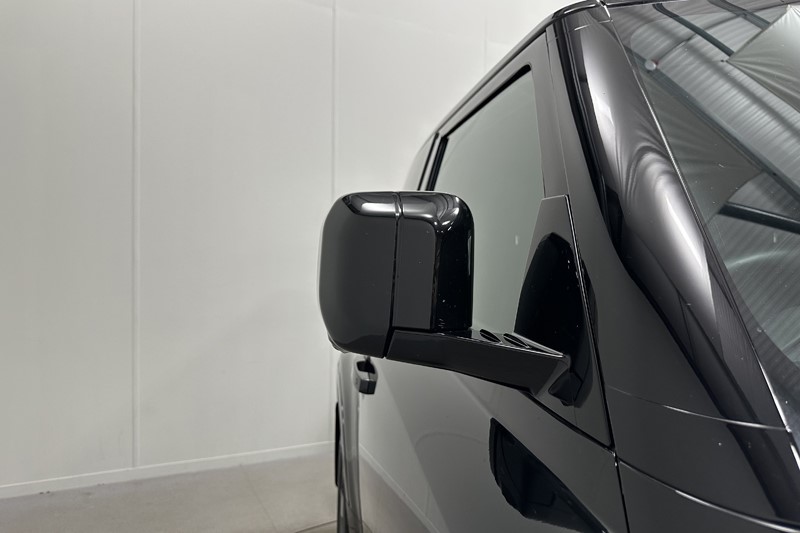 2025 (74) LAND ROVER COMMERCIAL DEFENDER 3.0 D350 Hard Top X-Dynamic HSE Auto [3 Seat] 5986897