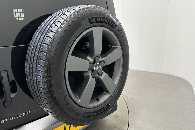 2025 (74) LAND ROVER COMMERCIAL DEFENDER 3.0 D350 Hard Top X-Dynamic HSE Auto [3 Seat] 5986894