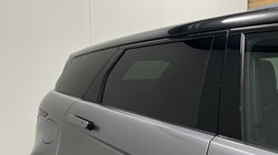 2022 (72) LAND ROVER RANGE ROVER EVOQUE 1.5 P300e R-Dynamic HSE 5dr Auto 5984164