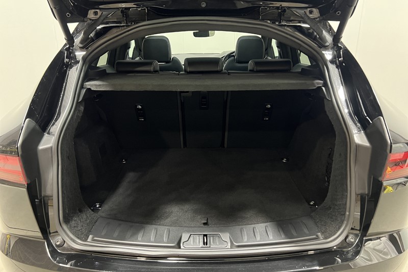 2022 (72) JAGUAR E-PACE 2.0 D200 R-Dynamic HSE 5dr Auto 5993542