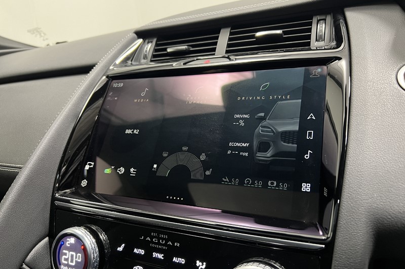 2022 (72) JAGUAR E-PACE 2.0 D200 R-Dynamic HSE 5dr Auto 5993528