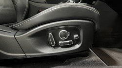 2022 (72) JAGUAR E-PACE 2.0 D200 R-Dynamic HSE 5dr Auto 5993518