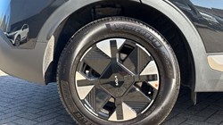 2025 (75) KIA SPORTAGE 1.6T GDi HEV Pure 5dr Auto 5333250