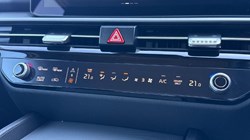 2025 (75) KIA SPORTAGE 1.6T GDi HEV Pure 5dr Auto 5333267