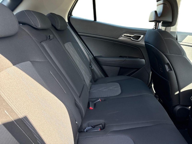 2025 (75) KIA SPORTAGE 1.6T GDi HEV Pure 5dr Auto 5333246