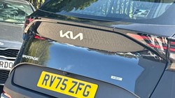 2025 (75) KIA SPORTAGE 1.6T GDi HEV Pure 5dr Auto 5333279