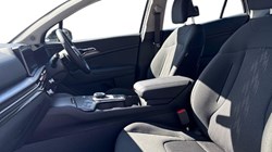 2025 (75) KIA SPORTAGE 1.6T GDi HEV Pure 5dr Auto 5333245