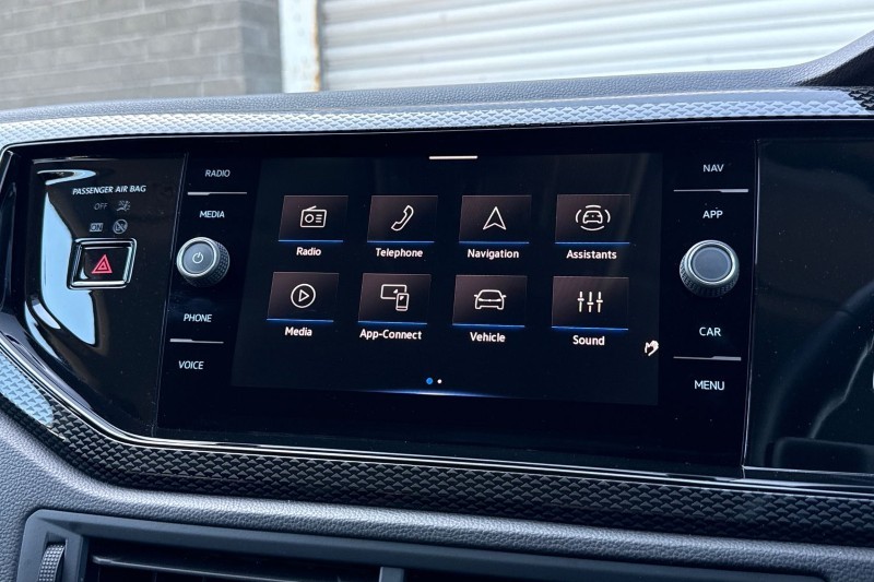 2025 (74) VOLKSWAGEN POLO 1.0 TSI Match 5dr 5321867