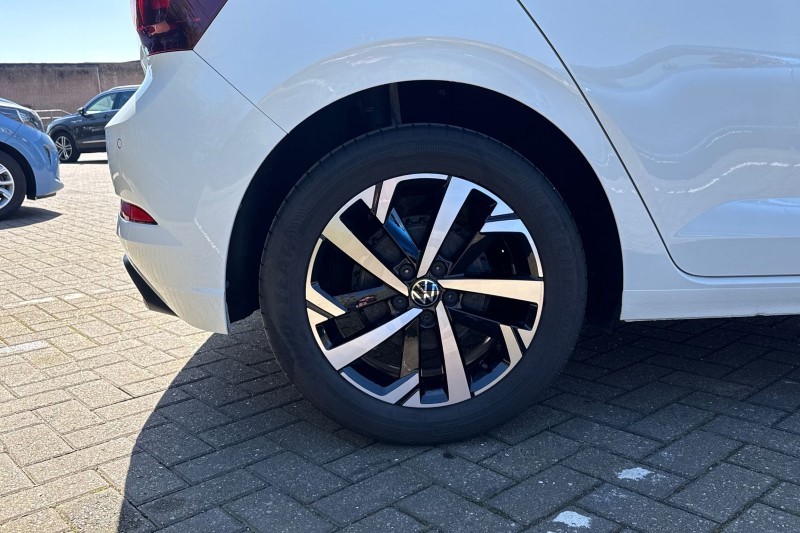 2025 (74) VOLKSWAGEN POLO 1.0 TSI Match 5dr 5321853