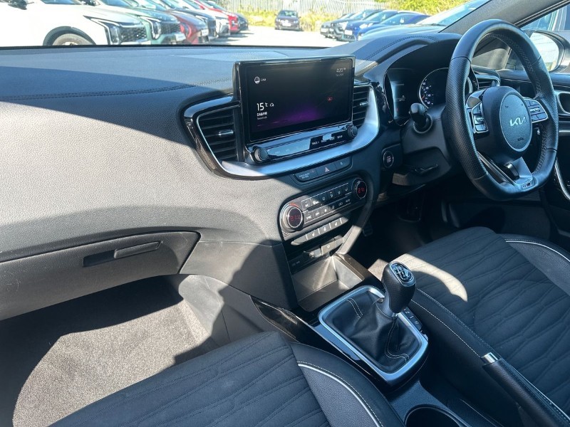2022 (22) KIA CEED 1.5T GDi ISG GT-Line 5dr 5346576
