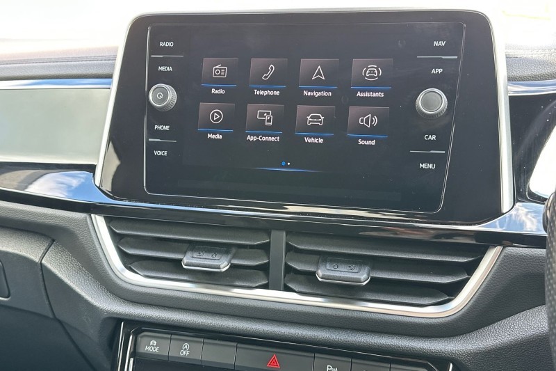 2022 (72) VOLKSWAGEN T-ROC 1.5 TSI R-Line 5dr 5344140