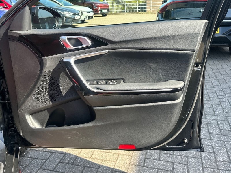 2023 (73) KIA PRO CEED 1.5T GDi ISG GT-Line 5dr 5331099