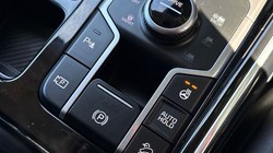 2026 (75) KIA SORENTO 1.6 T-GDi HEV 3 5dr Auto 5338966