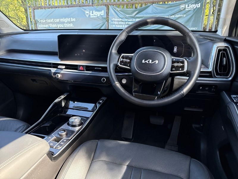 2026 (75) KIA SORENTO 1.6 T-GDi HEV 3 5dr Auto 5338940