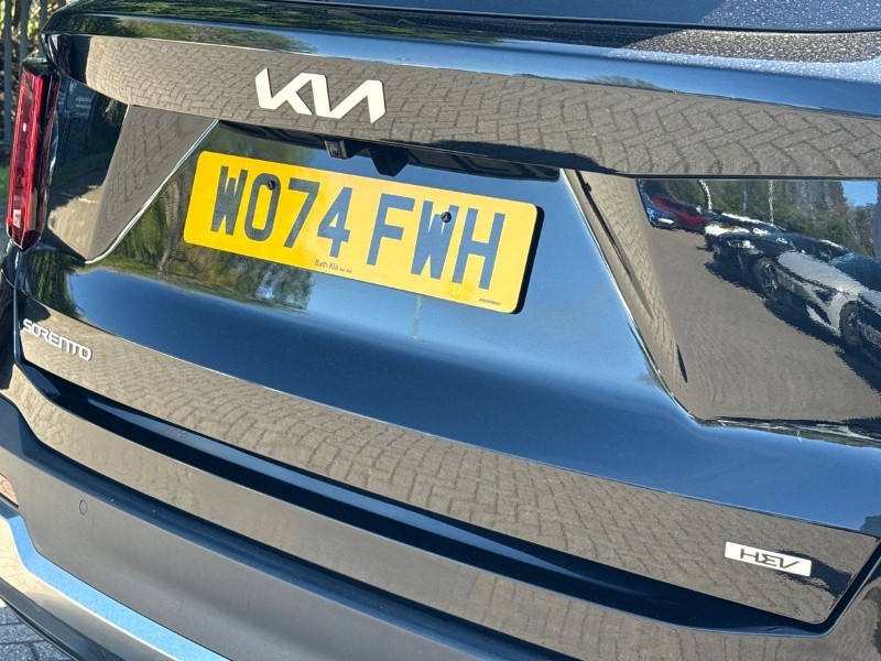 2026 (75) KIA SORENTO 1.6 T-GDi HEV 3 5dr Auto 5338959