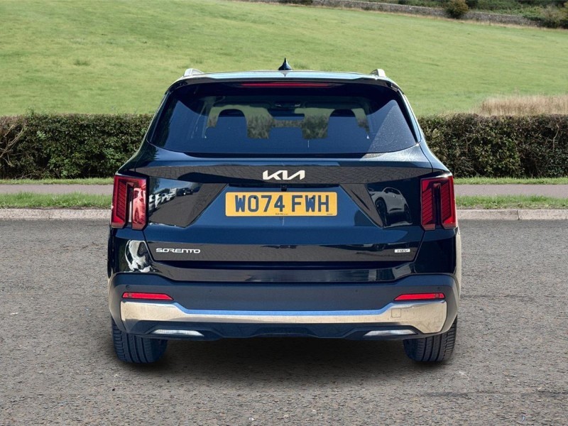 2026 (75) KIA SORENTO 1.6 T-GDi HEV 3 5dr Auto 5338925