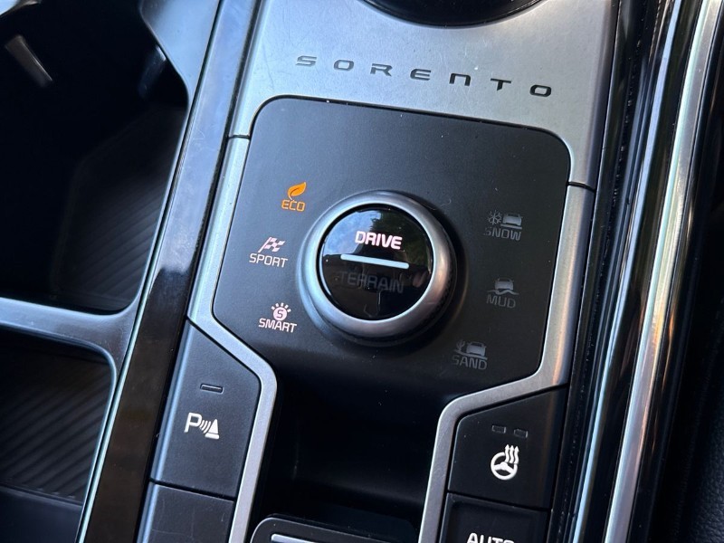 2026 (75) KIA SORENTO 1.6 T-GDi HEV 3 5dr Auto 5338946