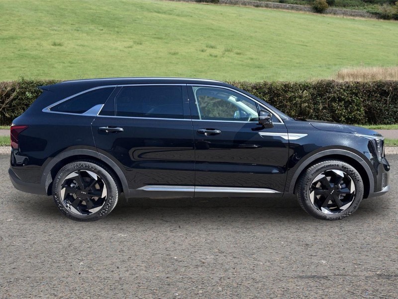 2026 (75) KIA SORENTO 1.6 T-GDi HEV 3 5dr Auto 5338924