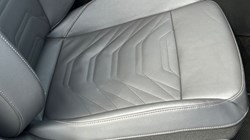 2025 (75) CUPRA FORMENTOR 1.5 eTSI 150 V3 5dr DSG 5374309