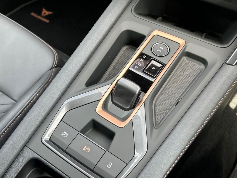 2025 (75) CUPRA FORMENTOR 1.5 eTSI 150 V3 5dr DSG 5374324